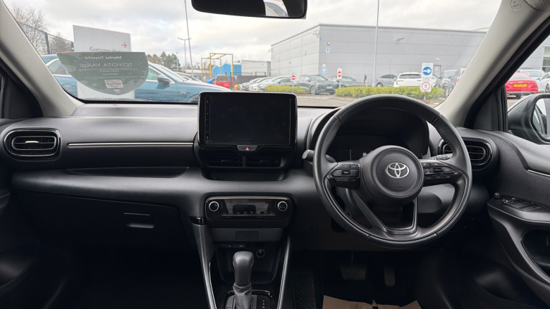 Toyota Yaris 1.5 Hybrid Design 5dr CVT Hybrid Hatchback